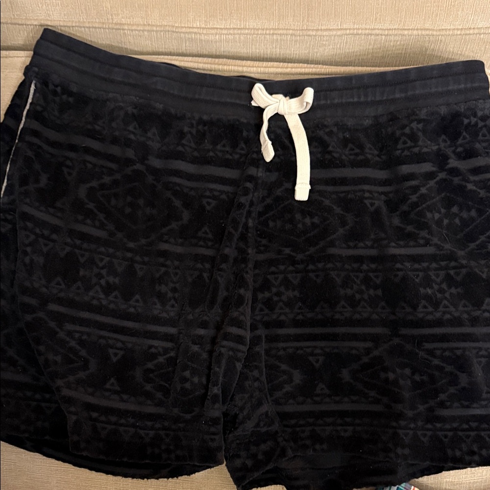 Chubbies Black Textured lounge Shorts
